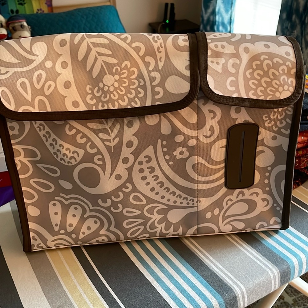 BNWT Thirty-One Pack N Pull Caddy car storage organizer bag,